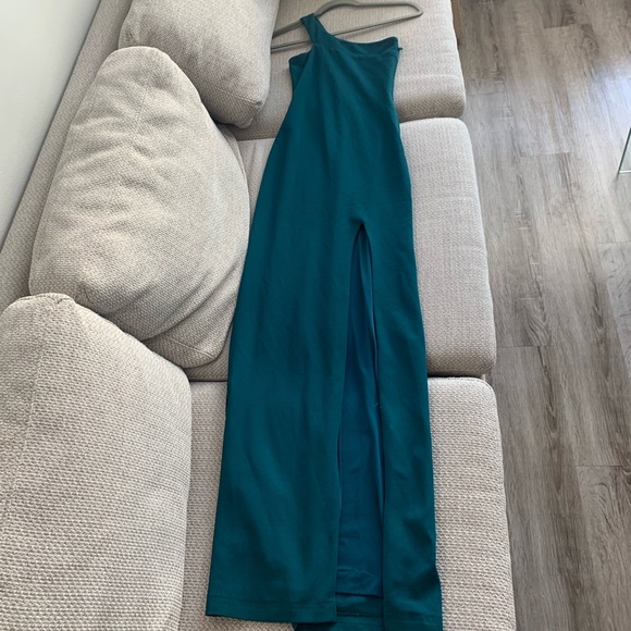 Nookie formal dress - Picture 2 of 4